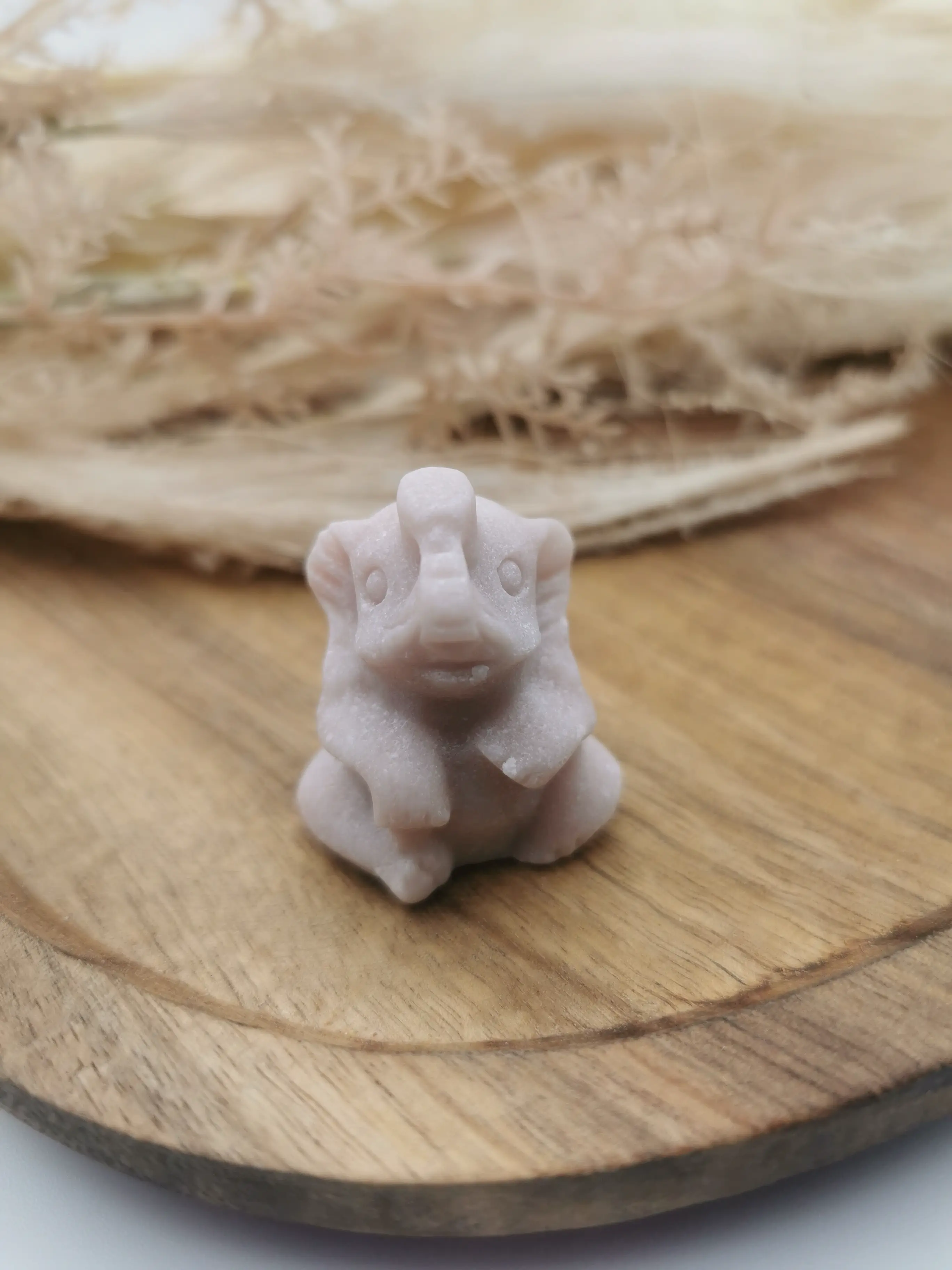 Elefant aus rosa Andenopal